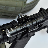 SPREAS E1T 1700LM Tactical Flashlight